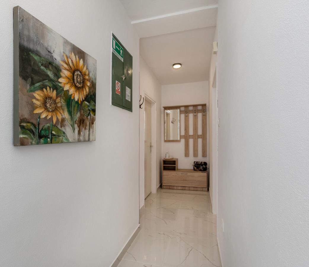 Apartments Marija 821 Πούλα Εξωτερικό φωτογραφία