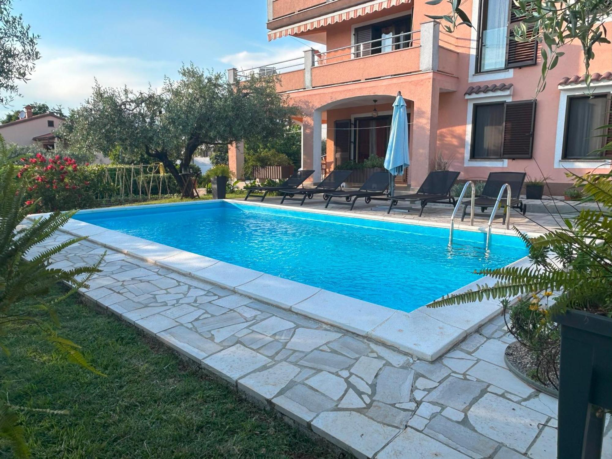 Apartments Marija 821 Πούλα Εξωτερικό φωτογραφία