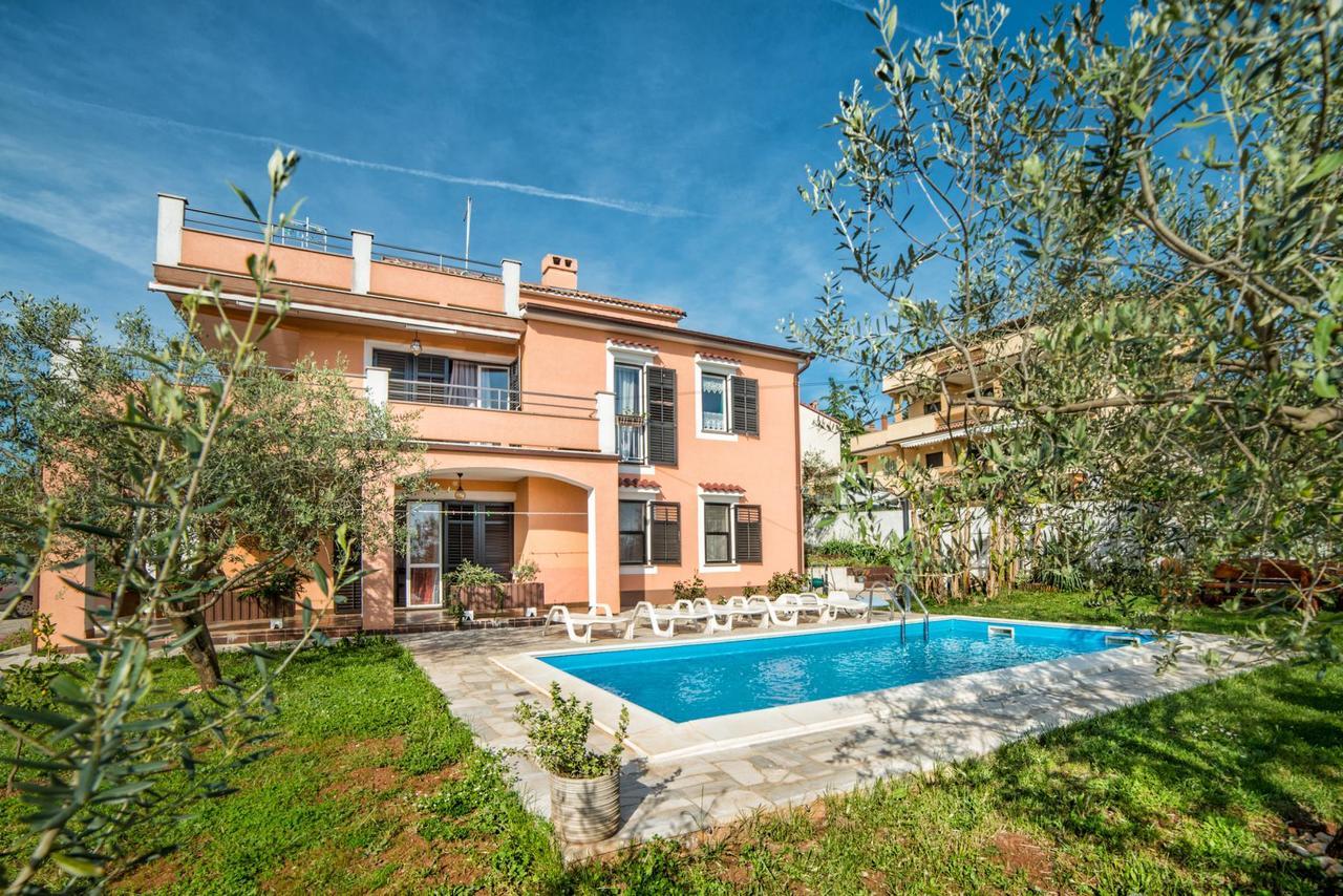 Apartments Marija 821 Πούλα Εξωτερικό φωτογραφία