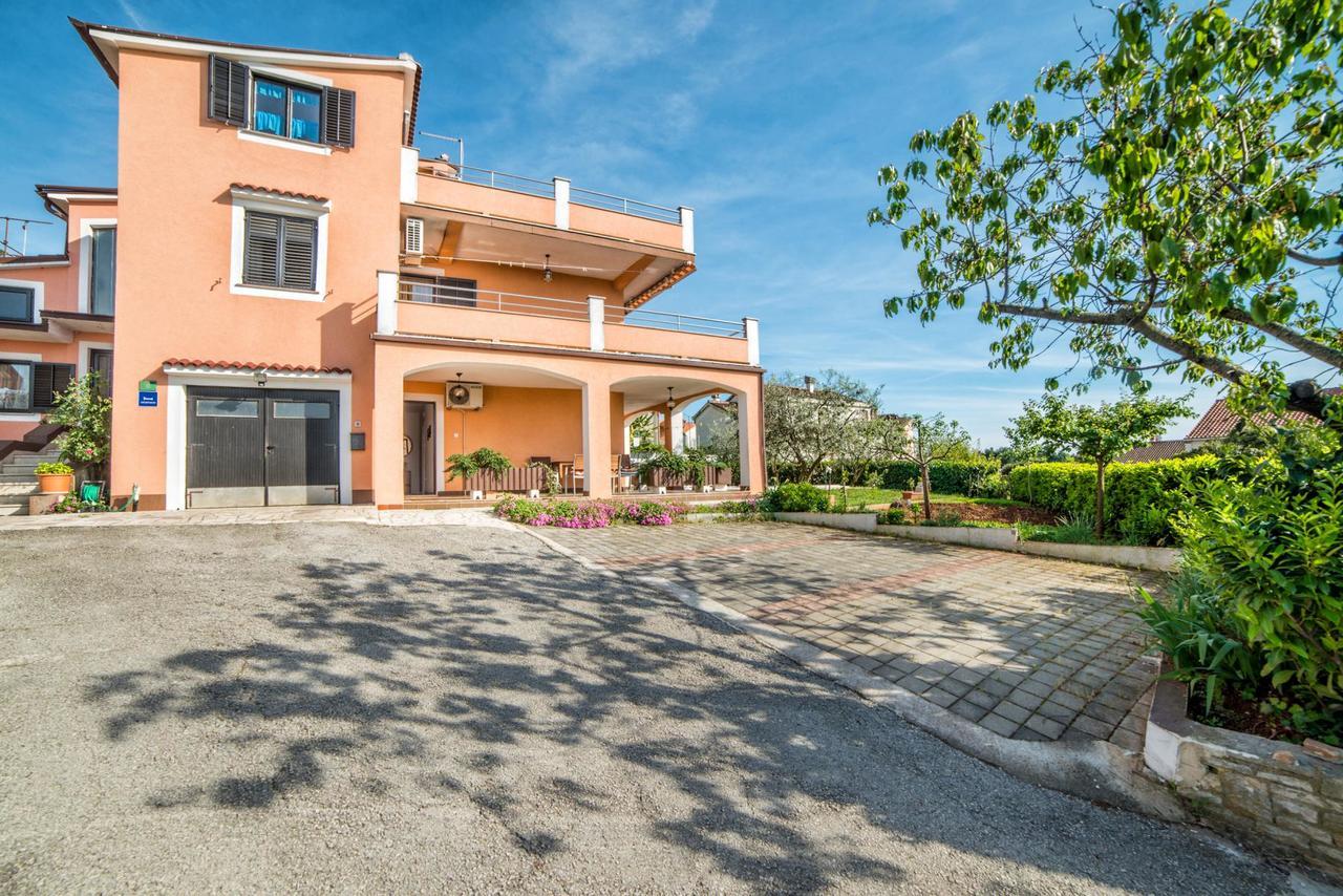 Apartments Marija 821 Πούλα Εξωτερικό φωτογραφία