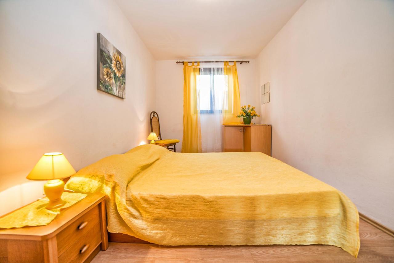 Apartments Marija 821 Πούλα Εξωτερικό φωτογραφία