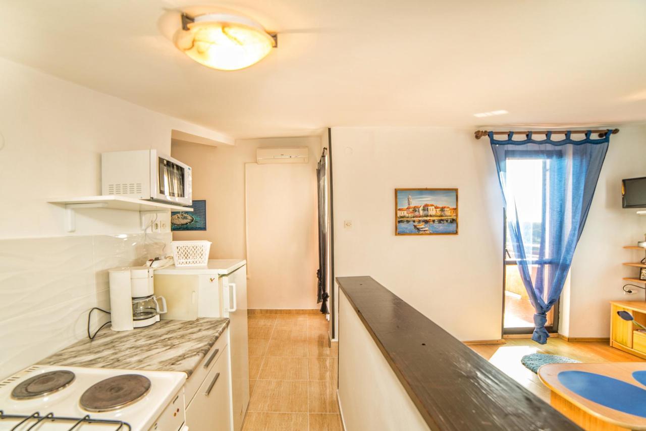 Apartments Marija 821 Πούλα Εξωτερικό φωτογραφία